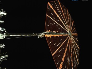 天问二号太空“打卡”：圆形柔性太阳翼如团扇，超300万公里外运行良好