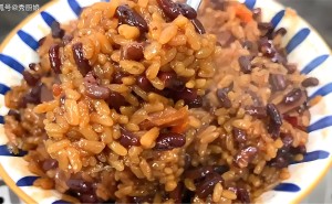 红豆养生新吃法，轻松吃出好气色与好睡眠！