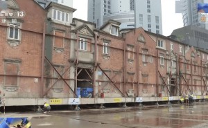 上海张园“华严里”建筑群：7500吨石库门如何“走”回原位？