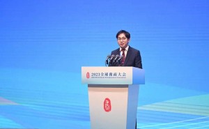 泡泡玛特王宁身价飙升，1467亿成河南新首富，Labubu火爆全球