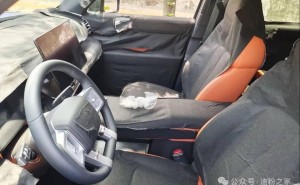 方程豹钛7内饰抢先看，尺寸超越豹8，5座布局引期待！