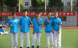 五胞胎高考免巨额学费引热议，民办校资助寒门，教育公平谁来界定？