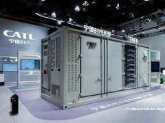 宁德时代587Ah大容量储能电芯量产，能量密度高达430Wh/L引领行业