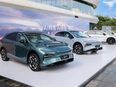 小鹏G7首发：AI智能家庭SUV，能否撼动特斯拉Model Y地位？