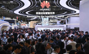 华为MWC上海展：共探AI驱动增长，5G-A与AItoX引领智能新时代