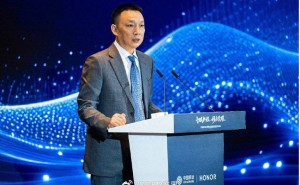 荣耀中国移动强强联手，AI终端战略合作开启智能生活新篇章