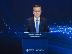 中国移动荣耀联手，共创AI终端新纪元！