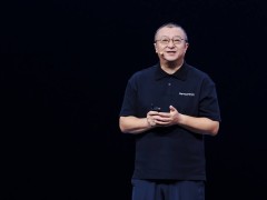 HDC 2025見證：鴻蒙智能體攜“微博智搜”，語音互動解鎖熱點新體驗！
