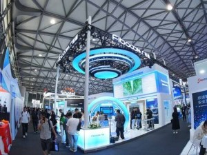 广和通2025世界移动通信大会秀AI+物联网前沿技术与应用