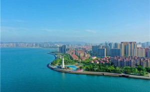 威海青年民营企业家探访经开区，共话跨境电商新机遇！
