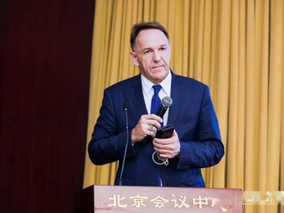 2025中国企业境外上市新趋势：全球化布局下的机遇与挑战