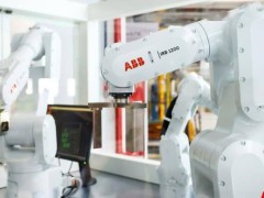 ABB推出三款新型機器人，瞄準中國中型企業(yè)自動化需求