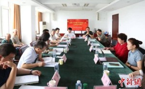 内蒙古文学精品改稿会：专家助力作品更上一层楼