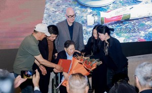 艺术巨匠肖峰逝世：一生绘就革命与艺术交织的宏伟画卷