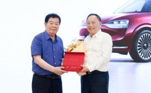 共绘高端产业链蓝图 问界汽车、福耀集团、福耀科技大学协同创新共筑科技未来