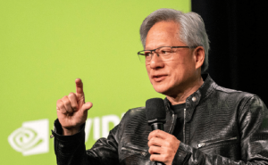 黄仁勋力赞华为AI芯片：未来取代英伟达只是时间问题