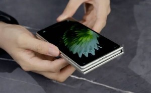 传音推出全球最薄三折叠概念机，PHANTOM Ultimate G Fold惊艳亮相