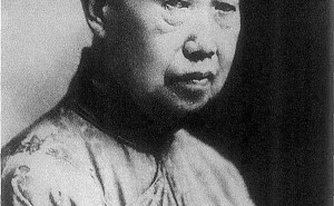 吴昌硕：金石入画，大师风采，众人如何评价其艺术成就？