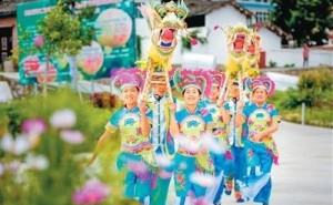板凳龙跃动百年传承，舞动仁和新风采！