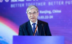 邬贺铨院士：专业背书照亮信息通信产业转型之路