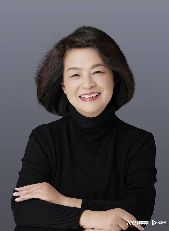 方榕女士