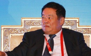 曹德旺百亿办学不影响主业，福耀玻璃二季度赚28亿，9万股东将获23亿分红！
