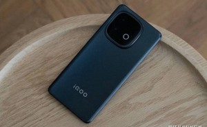 iQOO Z10 Turbo Pro性能旗舰大降价，1799元起售，高性价比引发热议