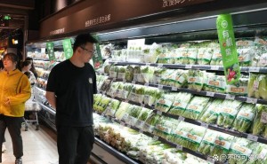 胖东来：零售业“神仙企业”，员工高薪福利背后的成功哲学