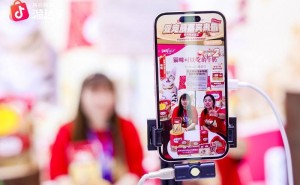 抖音电商亚洲宠物展联动，萌宠经济如何激活实体经济新活力？