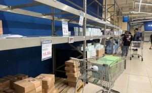 上海盒马X会员店告别：清仓大促，顾客抢购“捡漏”，最后时光引怀旧