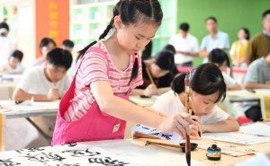 阳江第四届青少年书法大赛：笔墨传承历史，抒发爱国情怀！