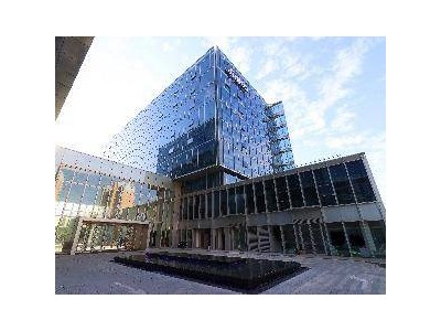 晶科能源半年报亮点：产业链回暖，技术与全球化如何破局？