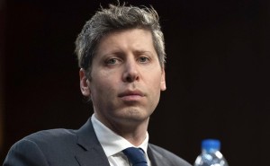 星际工作成未来趋势？亿万富豪意见分歧，盖茨坚守地球