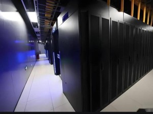 苏州4U八卡4KW服务器托管：价格如何？哪些高性价比机房值得选？