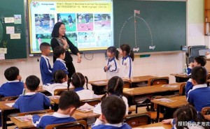 家长焦虑：二年级英语课时少，教育内卷下如何为孩子寻平衡？
