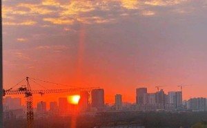 李录：从异乡学子到投资大师，他如何把巴菲特思想化作现实传奇？