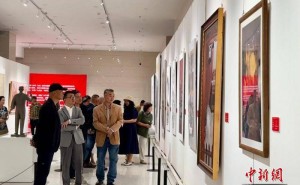 ​笔墨绘就红色篇章：云南“五个故事”美术书法展带你穿越历史长河​