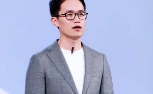 王腾离职：从“爱将”到“铁锈”，雷军痛失人才后如何破局四大难题？