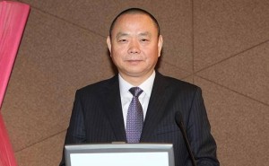 坚守十年首度减持，宁波首富邬建树携一致行动人“套现”近9亿引关注