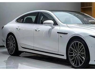 全新雷克萨斯ES来袭！新增四驱还升级内饰，40 - 50万预算选它如何？