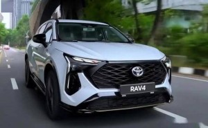 2026款丰田RAV4来袭!电动化升级+TNGA优化,能否打破争议再续辉煌?