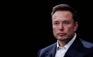 超级AI时代逼近：马斯克预言引热议，人类该如何应对未来挑战？