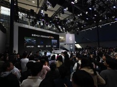 MG4半固态安芯版亮相：9.98万开启10万级纯电安全新标杆时代