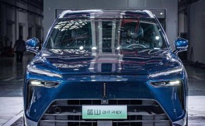 智能驾驶突破与个性定制崛起：Fashion汽车资讯洞察汽车产业新趋势