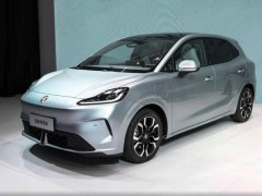 MG4半固态安芯版9.98万起售,对比竞品,续航、智能与舒适性孰优孰劣?