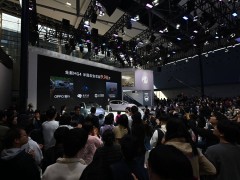 MG4半芯版来袭:半固态电池落地10万内,技术平权时代开启?