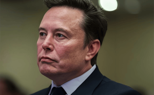 马斯克放话：Grok 5 2026年挑战《英雄联盟》顶级战队 验证AI能力