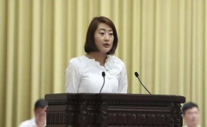 娃哈哈高层变动:宗馥莉卸任董事长总经理,31岁许思敏接棒