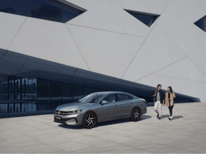 邁騰2026款上市！17.99萬起售，AI座艙搭配高速NOA開啟智慧出行