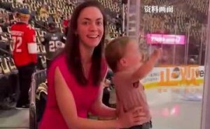 马斯克公开恋情,新女友竟是比他小15岁的高管